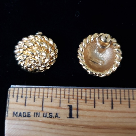 VTG Monet gold dipped classic rope curl earrings - Picture 4 of 6